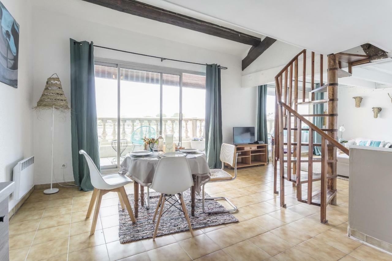 T3 Avec Terrasse Avec Vue Exceptionnelle Sur Les Quais De Sete Apartment Exterior photo
